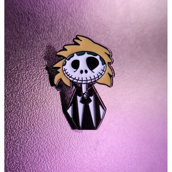Beetlejuice Jack Skellington enamel Pin nmbc - Picture 1 of 2